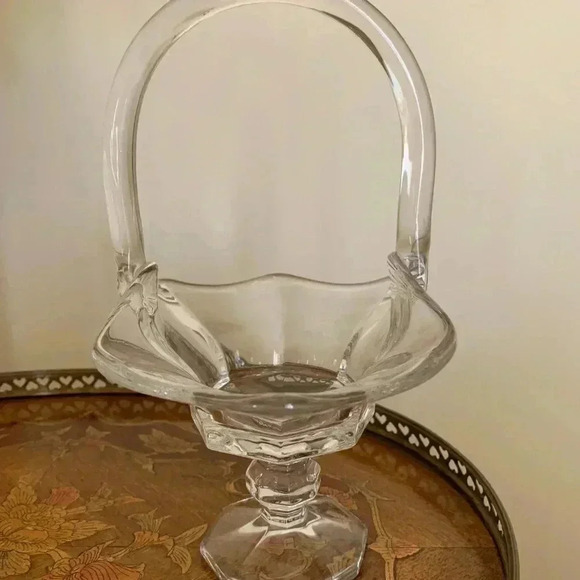 Vintage new martinsville glass basket - Picture 3 of 12